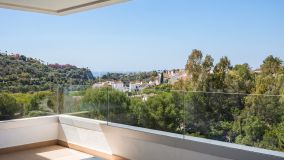 Apartment for sale in Benahavis