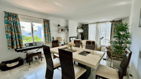 Penthouse for sale in Alcazaba Beach, Estepona East