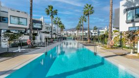 LUXURY BEACHFRONT TOWNHOUSE WITH STUNNING VIEWS FOR SALE IN ESTEPONA