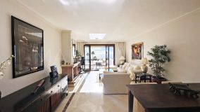 Atico Duplex en venta en Bahía del Velerín, Estepona Este