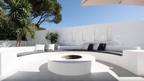 Villa for sale in El Rosario, Marbella East