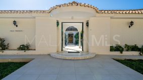 Villa for sale in Benalmadena