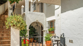 Appartement for sale in Las Colinas de Marbella, Benahavis