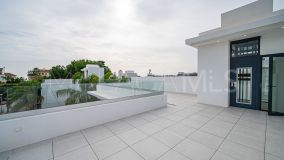 Villa for sale in Rio Verde, Marbella Golden Mile