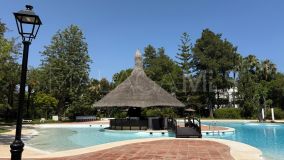 Ground Floor Apartment for sale in Alhambra del Golf, Estepona East