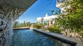 Villa for sale in Altos de Estepona