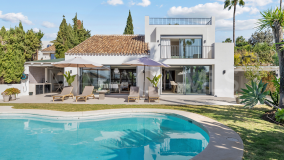 Villa for sale in Nueva Andalucia, Marbella