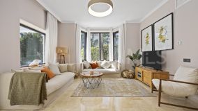 Villa en venta en Paraiso Alto, Benahavis