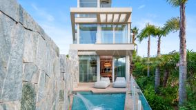 Villa for sale in Nueva Andalucia, Marbella