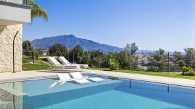 Villa en venta en La Alqueria, Benahavis