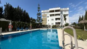 Apartamento en venta en Nueva Andalucia, Marbella
