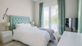 Villa for sale in La Resina Golf, Estepona Öst