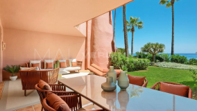 Ground Floor Apartment for sale in Menara Beach, Estepona East