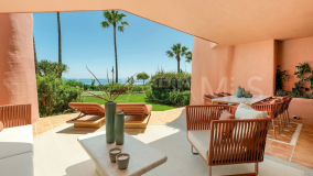 Ground Floor Apartment for sale in Menara Beach, Estepona East
