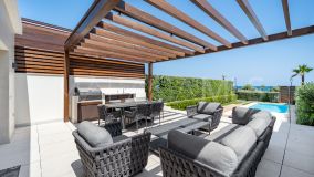 Town House for sale in Velaya, Estepona East