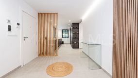 Appartement rez de chaussée for sale in Alhambra del Golf, Estepona Est