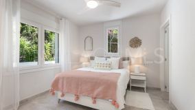 Villa for sale in El Rosario, Marbella East
