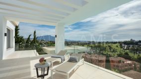 Villa for sale in El Paraiso, Estepona Est