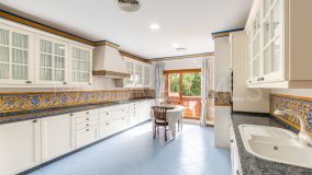 Penthouse for sale in Estepona East