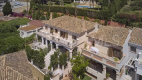 Villa for sale in Marbelah Pueblo, Marbella Golden Mile