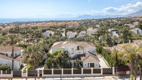Villa for sale in Elviria, Marbella Öst