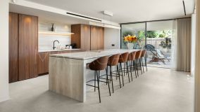 Villa for sale in Haza del Conde, Nueva Andalucia