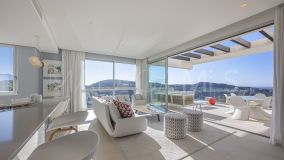 Apartment for sale in Marbella Club Hills, Benahavis