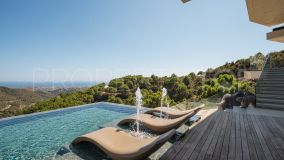 Luxury eco-friendly villa with sea views in Benahavis