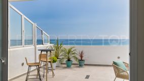 For sale duplex penthouse with 3 bedrooms in Bahía de Estepona