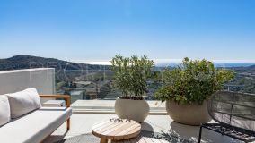 Atico duplex a la venta con 3 dormitorios en Marbella Club Hills