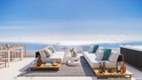 Sky villa with sea views in the prestigious Reserva del Higuerón complex