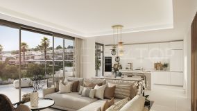 Precioso apartamento, con golf y playa, en la natural y verde Marbella Este