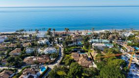 Villa for sale in Los Monteros Playa, Marbella East