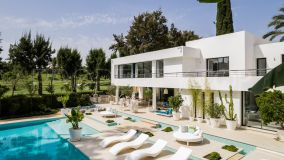 For sale Las Brisas del Golf villa with 5 bedrooms