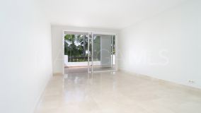 Lägenhet for sale in Las Tortugas de Aloha, Nueva Andalucia