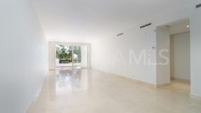 Apartment for sale in Las Tortugas de Aloha, Nueva Andalucia