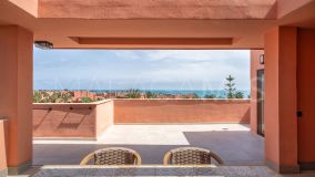 Ático en venta en Las Salinas, Estepona Este