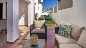 Markplanslägenhet for sale in La Maestranza, Nueva Andalucia