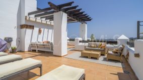 Tvåvånings takvåning for sale in Las Tortugas de Aloha, Nueva Andalucia