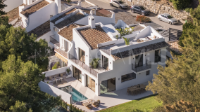 Maison de Ville for sale in Peñablanca, Nueva Andalucia