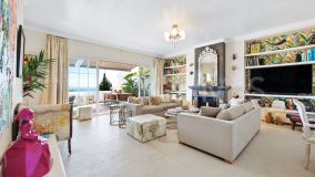 Villa Jumelée for sale in Marbella Hill Club, Marbella Golden Mile