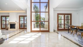 Villa for sale in La Capellania, Marbella Golden Mile