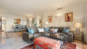 Apartment for sale in Monte Halcones, Benahavis