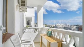 Apartment for sale in La Campana, Nueva Andalucia