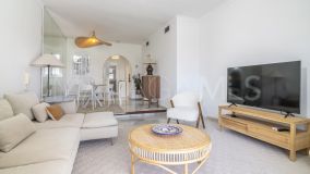 Appartement rez de chaussée for sale in Los Dragos, Nueva Andalucia