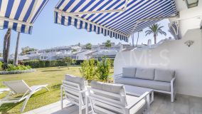 Appartement rez de chaussée for sale in Los Dragos, Nueva Andalucia