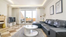 Wohnung zu verkaufen in Vista Real, Nueva Andalucia