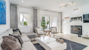 Appartement rez de chaussée for sale in Los Potros, Nueva Andalucia