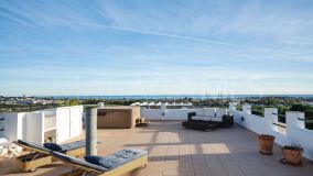 Duplex Penthouse for sale in La Quinta, Benahavis