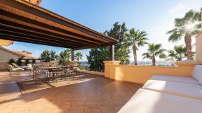 Penthouse for sale in Cumbres del Rodeo, Nueva Andalucia
